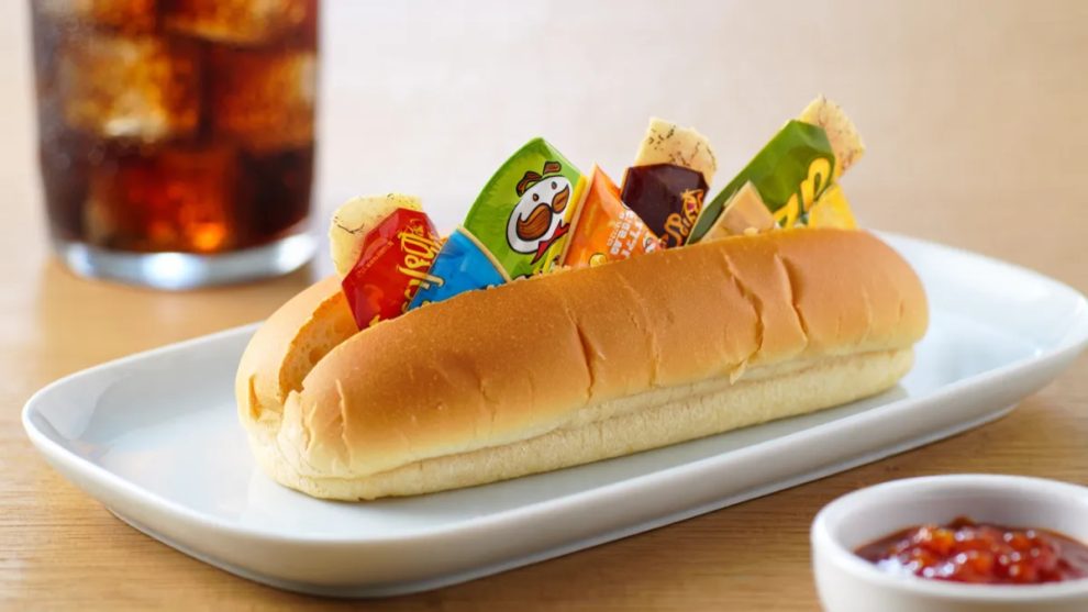 Pringles Pop Dog Buns: The Weird Snack Mashup Everyone’s Talking About